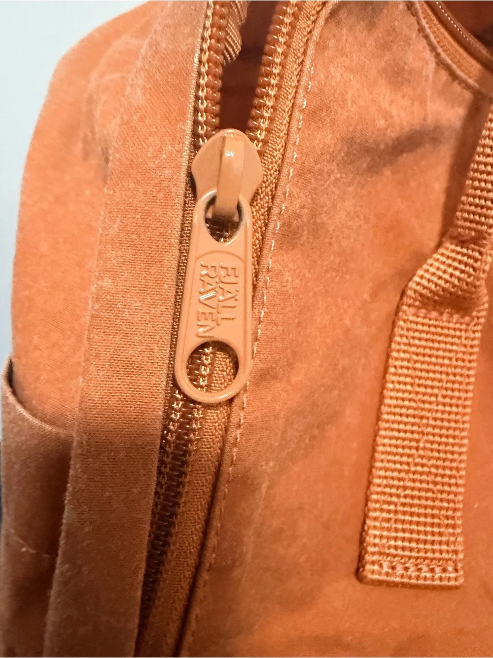 Fjallraven Kånken Backpack in Rust Orange Classic size